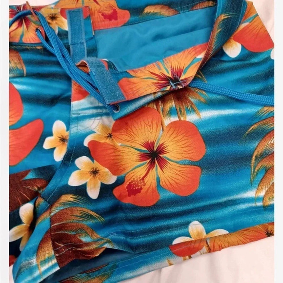 Isabella Tropical  Floral Lined Board Shorts Size XL - Picture 7 of 11